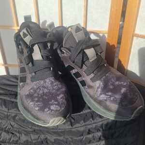 Adidas Gray Running Shoes. Awesome Cushion and Support.